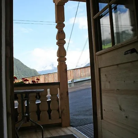 Hauser * Zell am Ziller