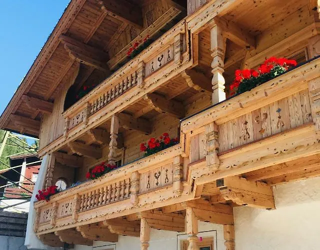 Hauser * Zell am Ziller